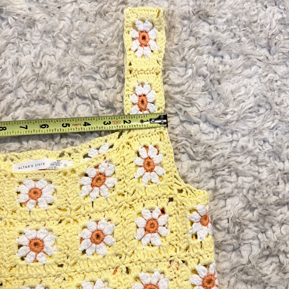 Altar'd State Yellow Daisy‎ Crochet Crop Top Boho Floral Knit Tank Womens Small - Picture 8 of 10